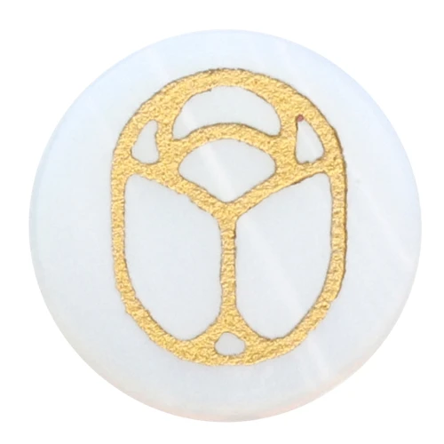 Cabuchón redondo plano 15 mm - escarabajo grabado exclu Perles & Co - Opalite - Doré x1