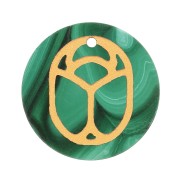 Colgante redondo plano 15 mm - escarabajo grabado exclu Perles & Co - Malachite - Doré x1