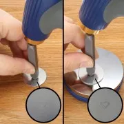 Taco de roscar redondo de 7,6 cm - Taco de acero plano con base de silicona x1