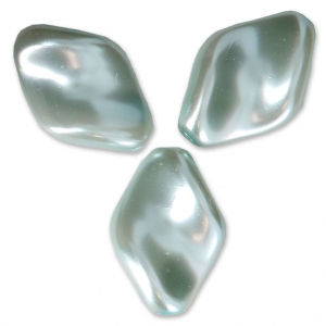 Perlas retorcidas nacaradas 19x13 mm Light Blue x10