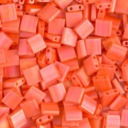 Miyuki Tila Beads 5x5x1.9 mm TL-0406FR - Mat Op Orange AB x10g|raw }}