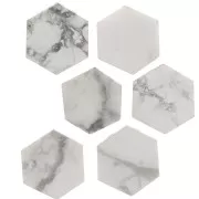 Cuenta plana hexagonal 12x10 mm en piedra preciosa - Howlita x1