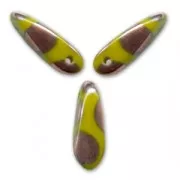 Dagas 3x11 mm Opaque Olivine Spot Capri Gold x50