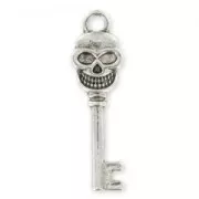 Dije Llave Calavera 33 mm plateado envejecido x1