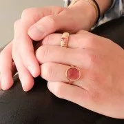 Anillo ovalado con cabujón de vidrio facetado Tamaño 54 Chapado en oro 3 micras 3 micras - Rosa x1