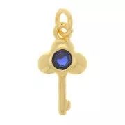 Charm de llave con  óxido de zirconio 13x7 mm - Dorado - Azul oscuro x1