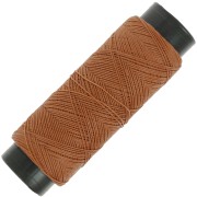 Hilo plano de poliéster encerado Slam Cord para micro macramé 0,6 mm - Mocca x100m