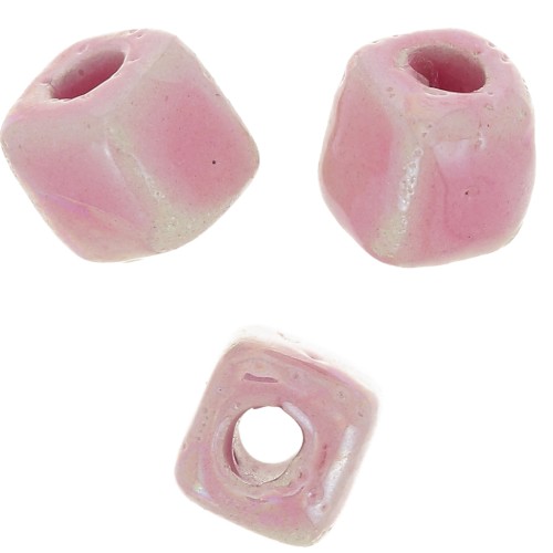 Cuentas de cerámica en forma de cubo de 5 mm - Rosa claro iridiscente x5