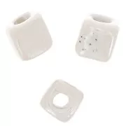 Perlas de cerámica en forma de cubo de 5 mm - Blanco iridiscente x5