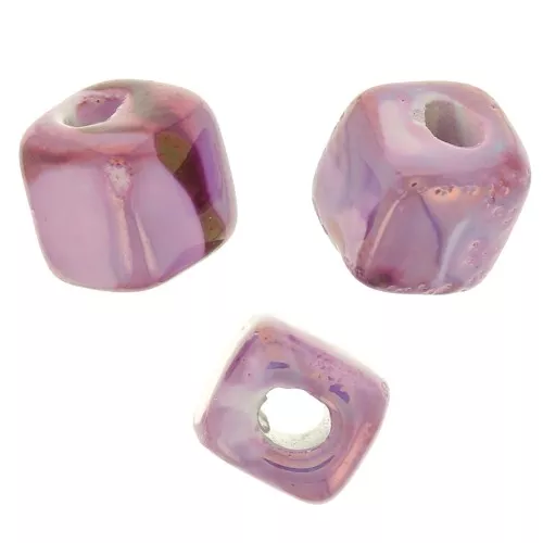 Perlas de cerámica en forma de cubo de 5 mm - Fucsia jaspeado iridiscente x5