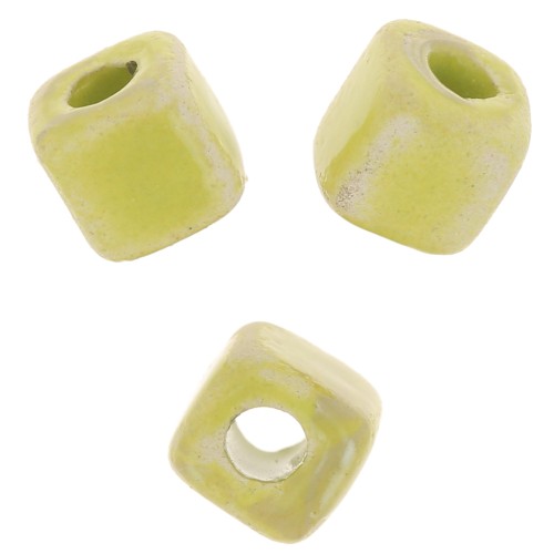 Cuentas de cerámica en forma de cubo de 5 mm - Verde claro jaspeado iridiscente x5