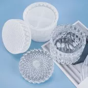 Molde de silicona para hacer una caja de almacenamiento con una decoración de cristal en resina 9 cm