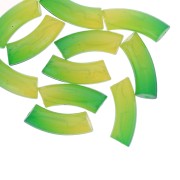 Perlas tubo curvadas y facetadas de resina transparente 37x12 mm - Degradado verde x6|raw }}