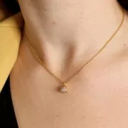 Colgante triangular facetado con engaste en garra, 10 x 7 mm - Plata 925 Dorado - Aventurina