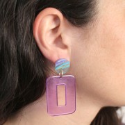 Colgante rectángulo calado acrílico transparente 40x30 mm - Violeta claro x1