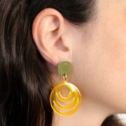 Colgante redondo de acetato calado 30 mm - Terrazzo Vainilla - Rosa Pastel x1