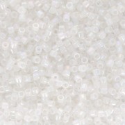 Miyuki Delica 11/0 DB0222 - Ópalo blanco AB x 100 g