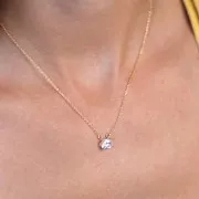 Colgante circonita oval 8x8,5 mm - Chapado de oro 3 micras - Cristal