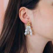 Pendientes de clavo «Trío de flores» de 13 mm, dorados en oro fino x2