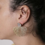 Pendientes redondos de 13 mm con nácar y anilla abierta - Acero inoxidable 316L bañado en Dorado x2