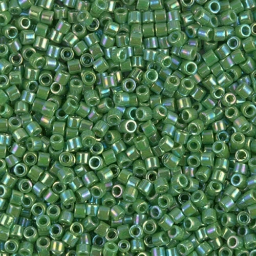 Miyuki Delica 10/0 DBM0163 - Op Green AB x8g