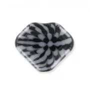 Discos en forma de diamante de 13 x 15 mm - patrón de tigre negro y blanco x1