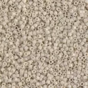 Miyuki Delica 11/0 DB0261-1 - Opaco Linen Luster x8 g