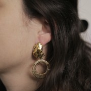 Pendientes irregulares efecto plisado martillado 24x20mm - Acero inoxidable 316L dorado x2