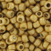 Rocalla Toho 15/0 TO15RPF557F - PF Mat Galvanized Starlight x8g|raw }}