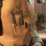 Delantal de piel de ante suave con bolsillo - para joyeros - Marrón x1