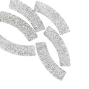 Cuentas acrílicas transparentes tubo curvo 32x8 mm - purpurina plateada x6