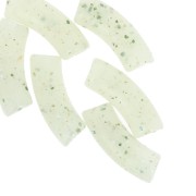 Tubo de cuentas curvadas 35x11 mm en acrílico translúcido - Light Green Glitter x6