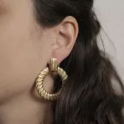 Pendientes de diseño texturizado 17x9 mm - Acero inoxidable dorado 304L x2