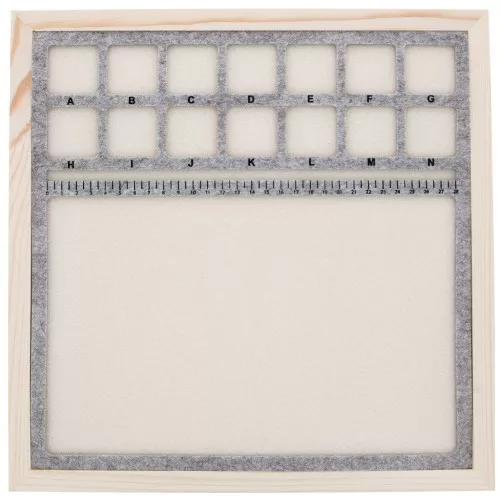 Alfombrilla para enfilar sobre base de madera 33x33 cm con 14 cuadrados - Gris - Beige x1