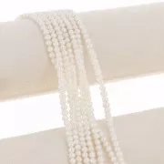 Perlas de agua dulce ovaladas irregulares 4,5x3,5 mm - Grado AA- Blancas x37cm