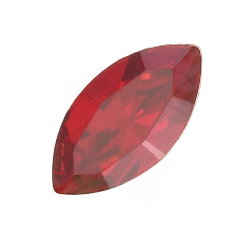Navetas PureCrystal 4228 6x3 mm Crystal Red Magma x4