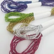 Hilo metalizado Petite Facets Kreinik para bordado, 0,9 mm, azul zafiro (051), 3 m