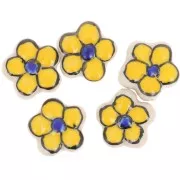 Cuenta flor de cerámica 17 mm - Amarilla x1