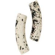 Perlas tubo curvadas de acrílico opaco 32x8 mm - Beige Moteado Negro x6