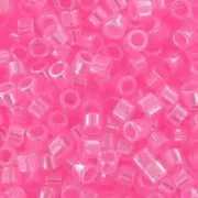 Miyuki Delica 11/0 DB0246 - Dark Cotton Candy Pink Ceylon x8g