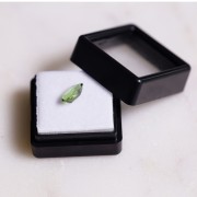 Turmalina verde ovalado 9.3x5.9 mm - 1.35cts