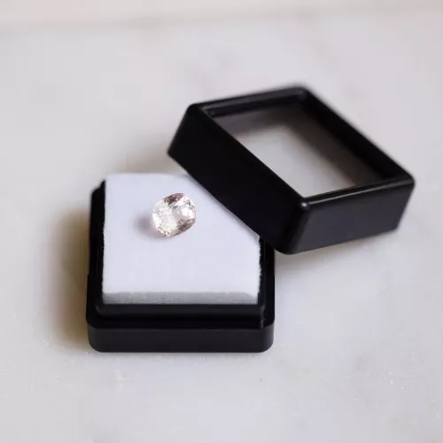 Morganita talla cojín 6.1x7 mm - 1.39 cts