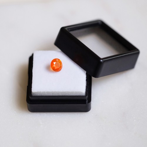 Ópalo de fuego redondo 6,1 mm - 0,5 cts