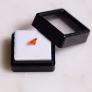 Ópalo de fuego redondo 6,1 mm - 0,5 cts