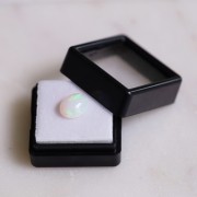 Ópalo ovalado Etíope 9.7x8 mm - 1.60 cts|raw }}