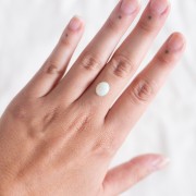 Ópalo oval etíope 9.6x7.9 mm - 1.28 cts