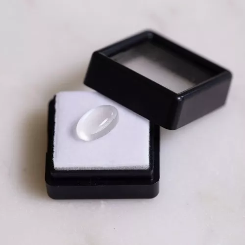 Piedra lunar oval 12.6x7.6 mm - 3.24 cts