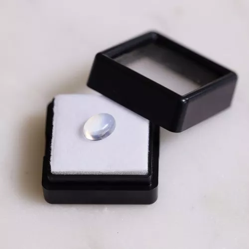Piedra de luna oval 9.1x6.9 mm - 1.54 cts