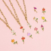 Colgante «Flor del mes de nacimiento» 21 x 7 mm - Febrero - Iris - Acero inoxidable 316L Dorado