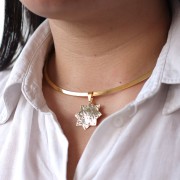 Colgante sol martillado 29 mm - Dorado con oro fino x1